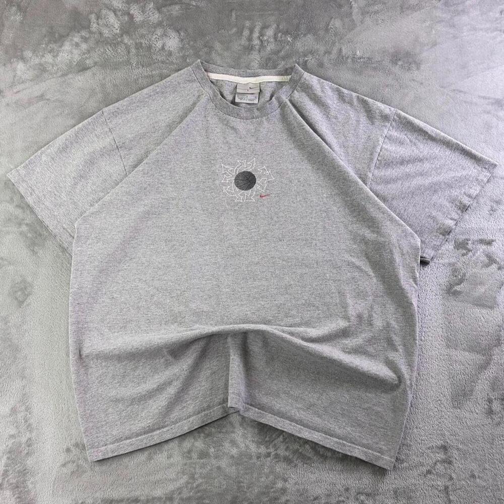 Vintage 90s Nike Basketball No Look Pass T-Shirt Men’s Large Gray Graphic Tee